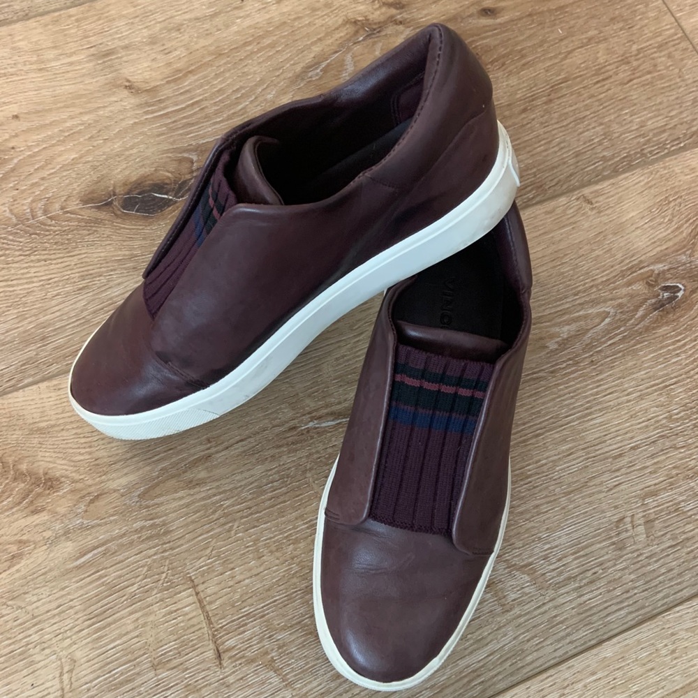 VINCE maroon sneaker size 5